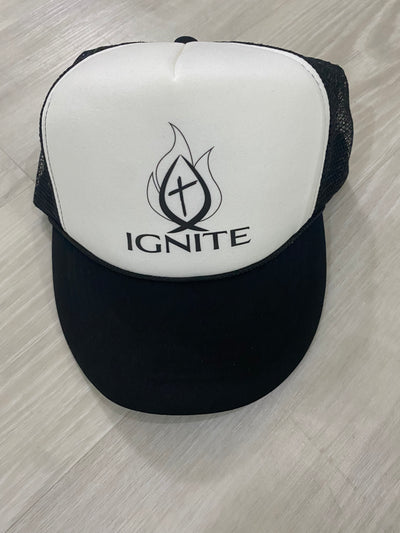 Black & white Ignite youth hat